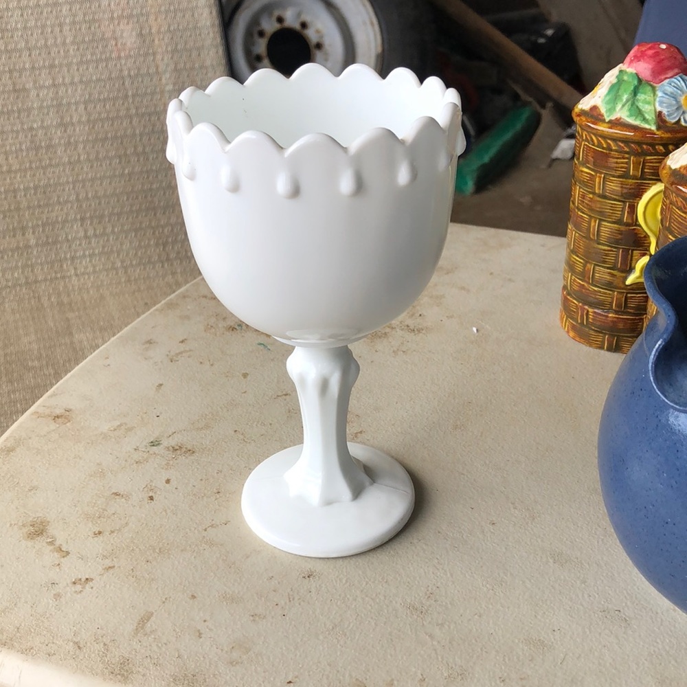 Vintage dish